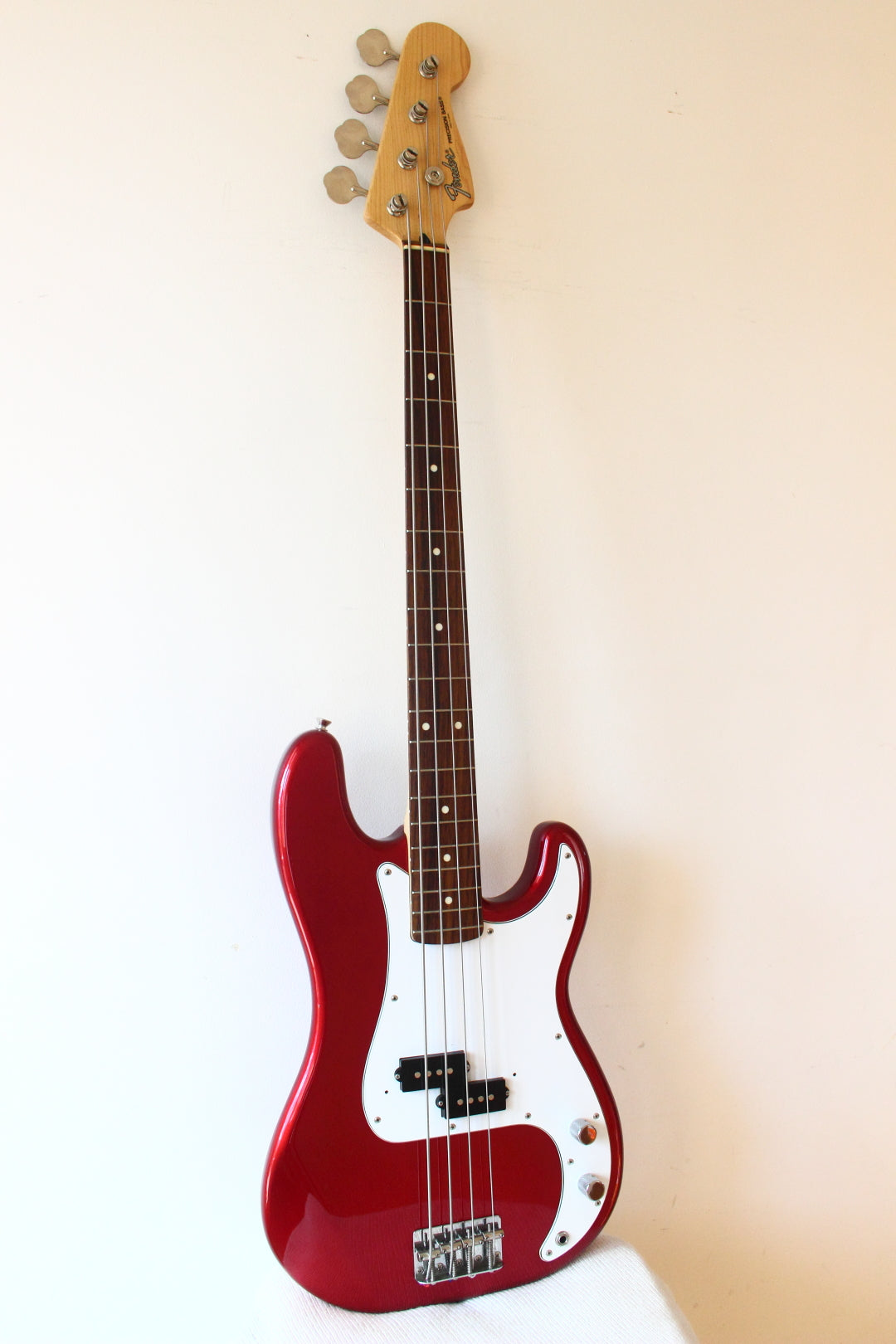 Fender Precision Bass Japan Standard Candy Apple Red 2007-08