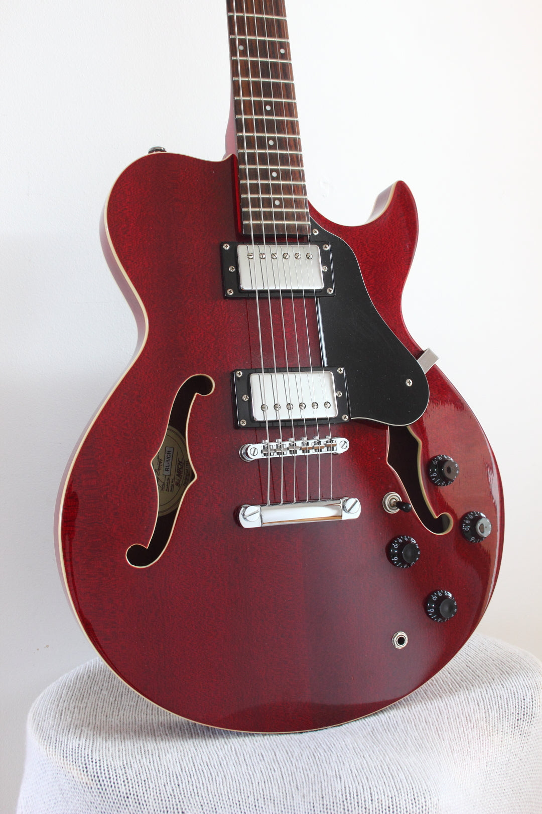 Used Greg Bennett Royale Series RL-2 Semi-Hollow Guitar