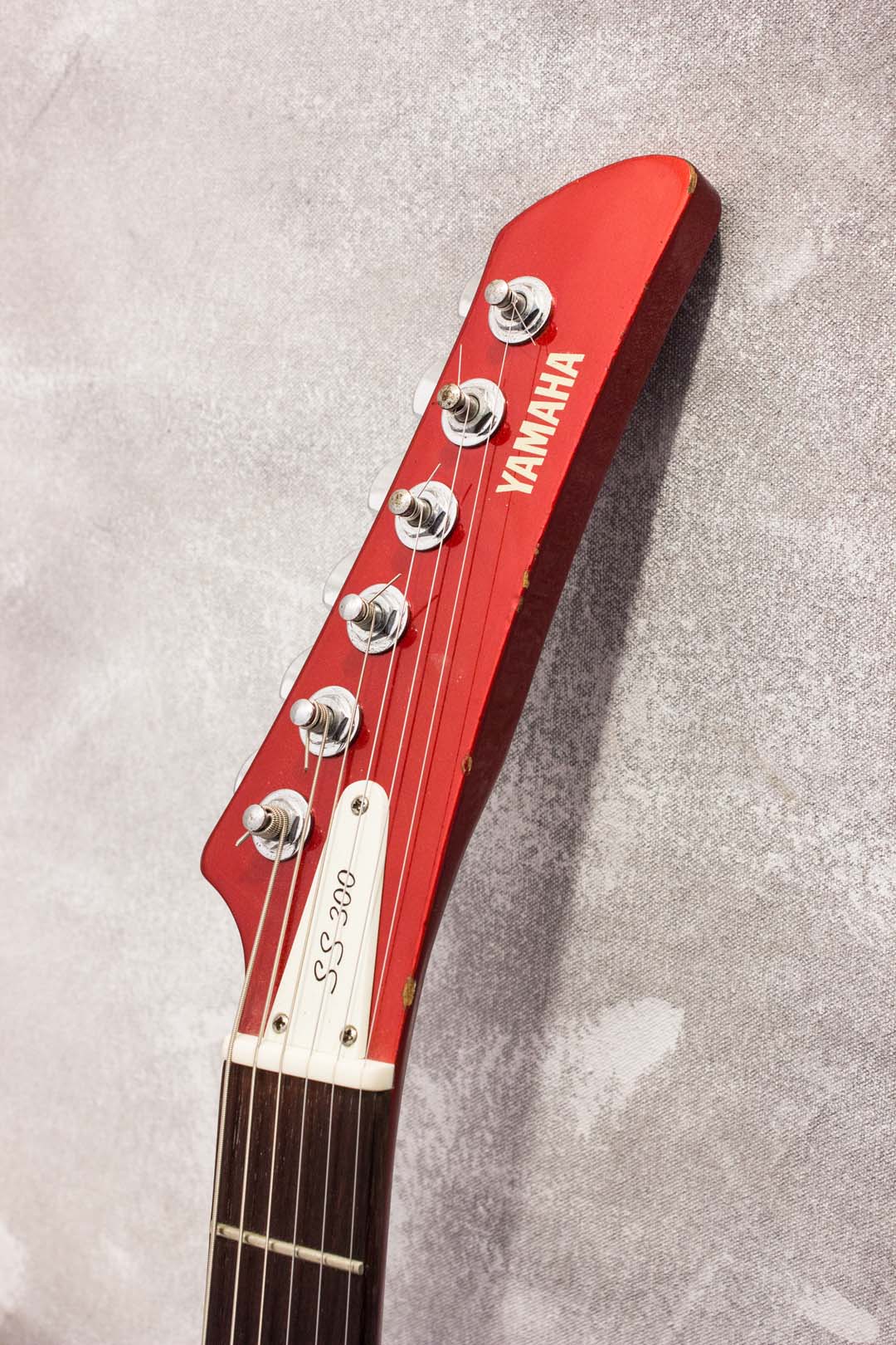 Yamaha SS-300 Candy Apple Red 1982