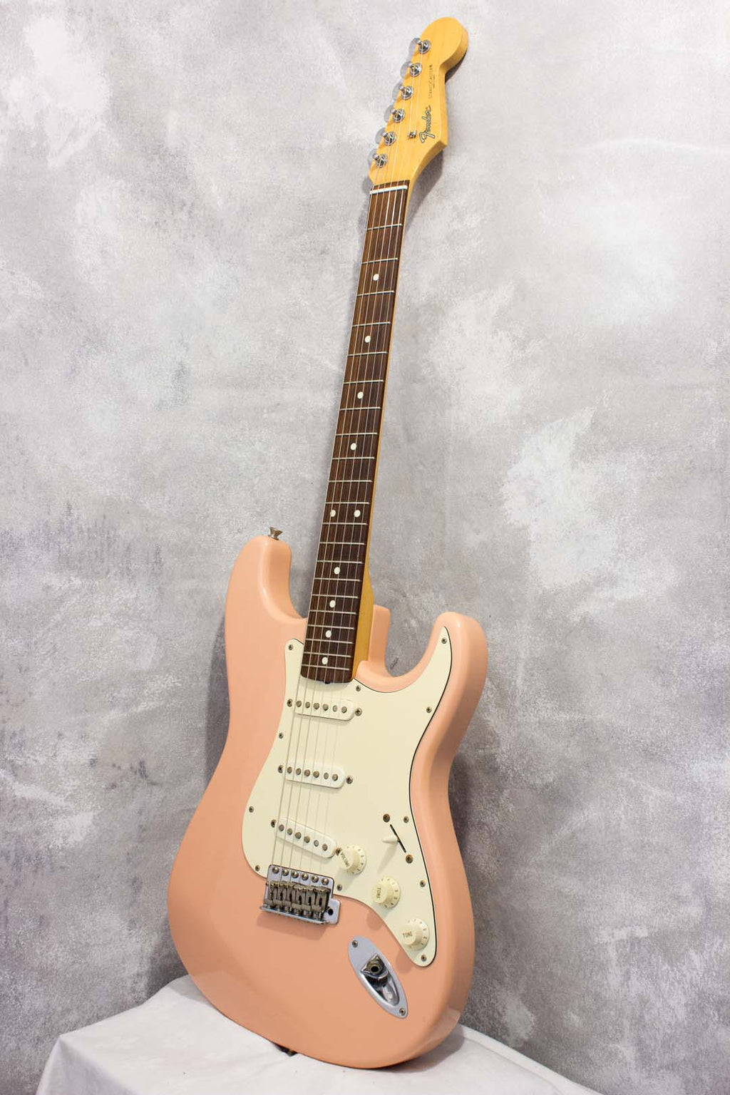 Fender Japan Standard Stratocaster ST-43 Shell Pink 1998