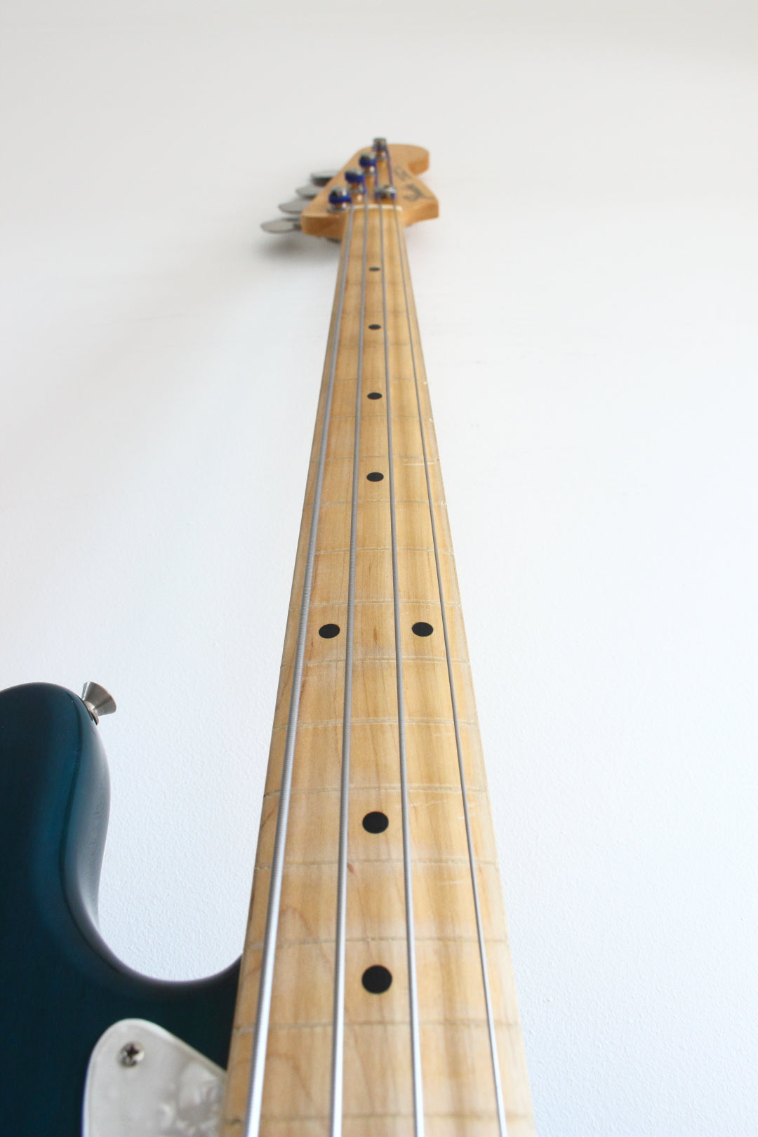 Fender Jazz Bass Fretless Mod Trans Teal 1997-00