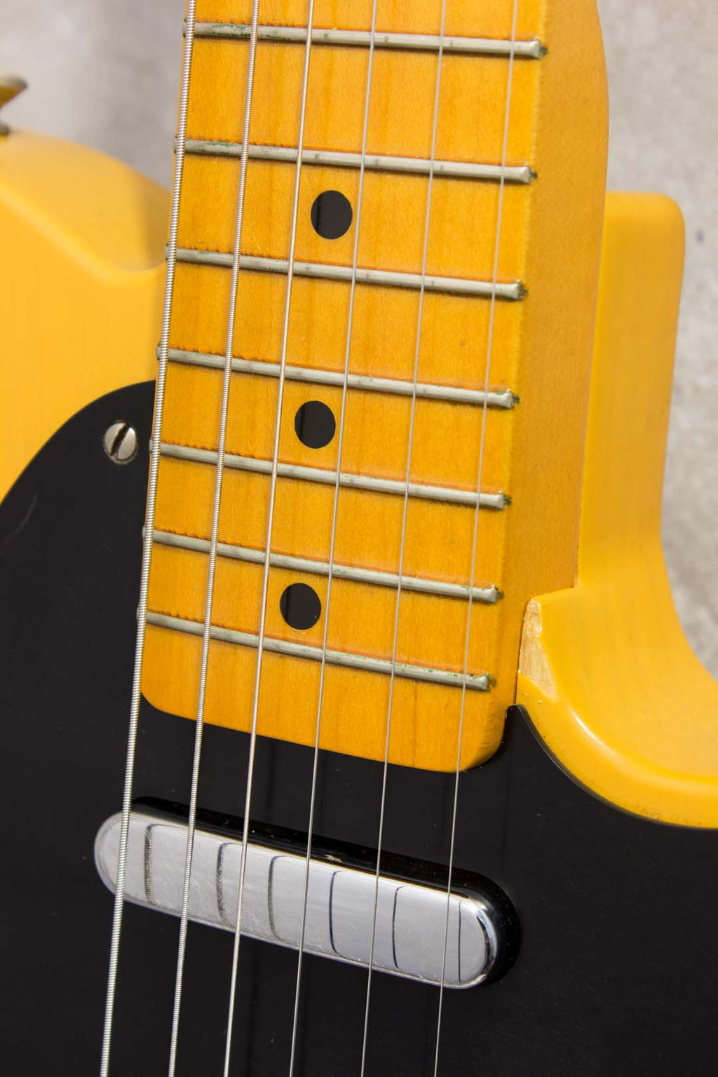 Fender American Vintage '52 Telecaster Butterscotch 2012