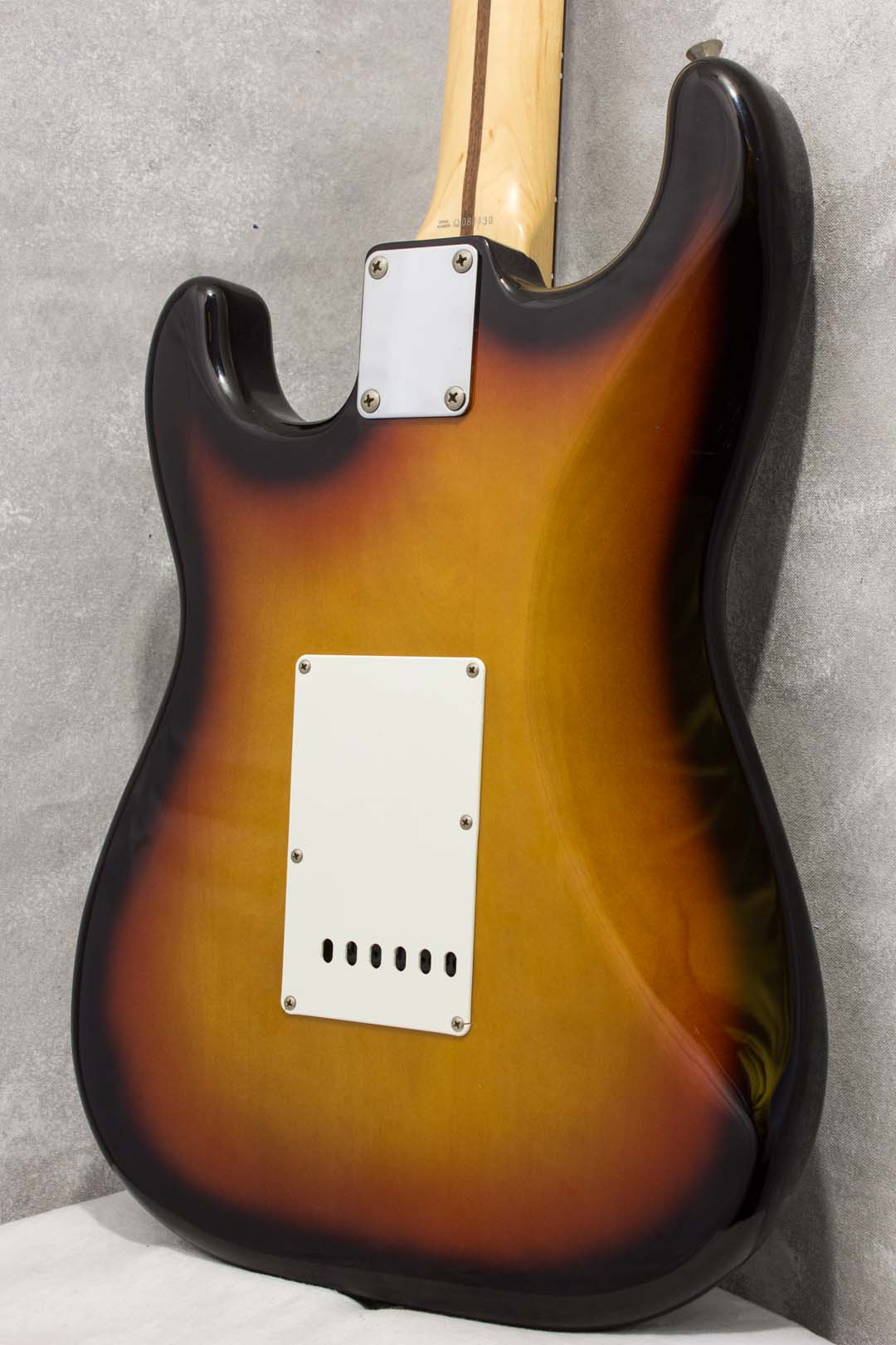 Fender Japan Standard Stratocaster ST43 Sunburst 2003