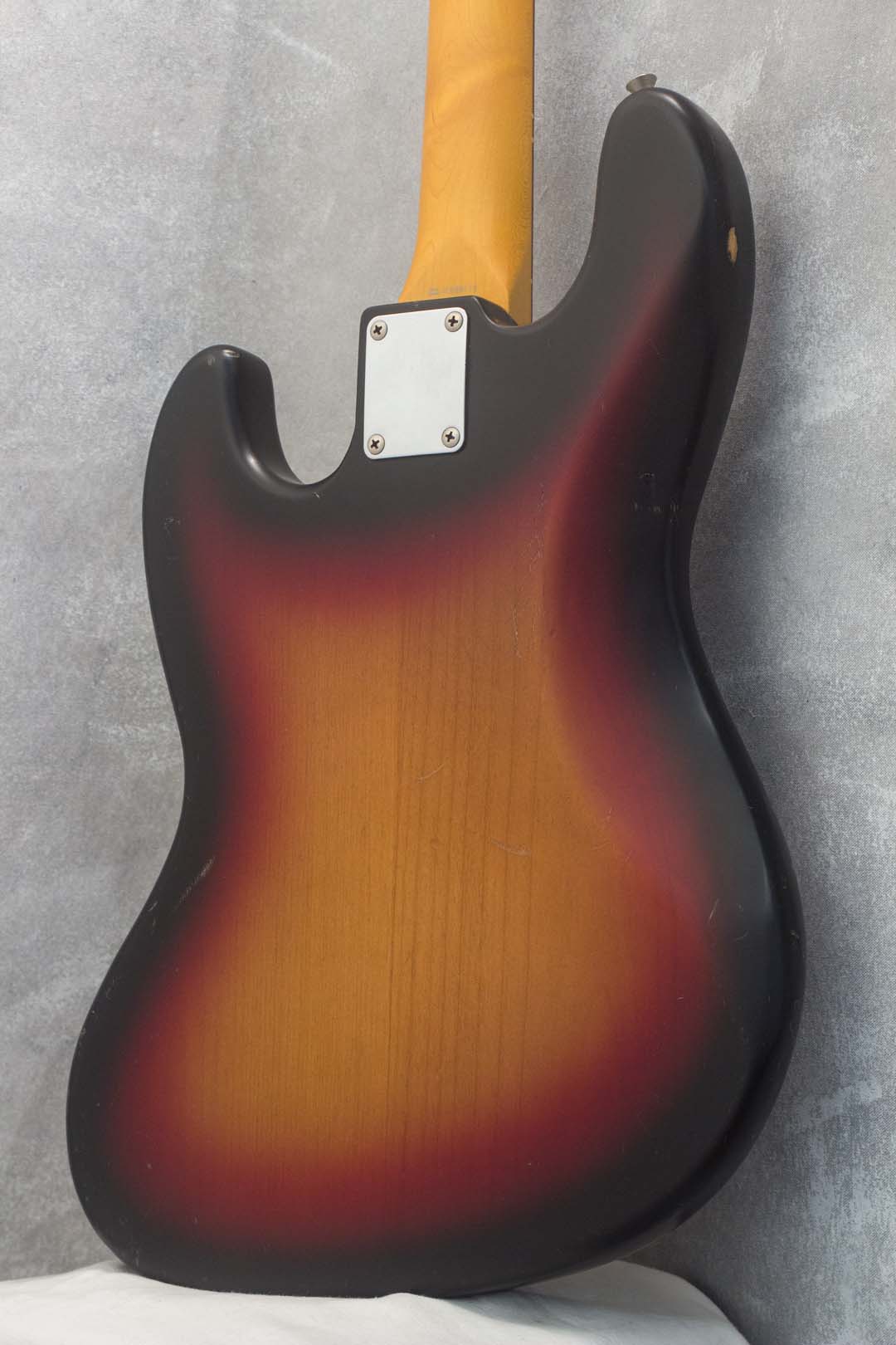 Fender Jazz Bass '62 Reissue JB62-75US Relic Sunburst 1995